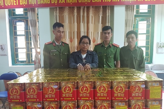 Nữ quái tàng trữ, mua bán hơn 160 kg pháo