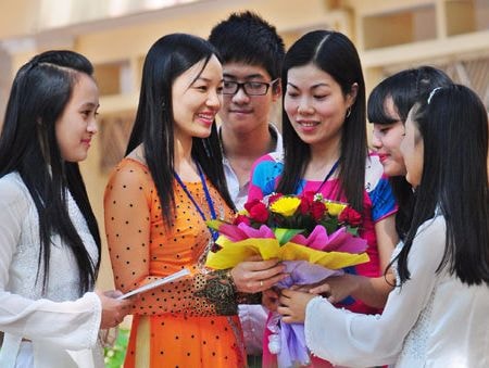 Sở Giáo dục TP. Hồ Chí Minh tuyên bố không nhận hoa, tiếp khách dịp 20/11