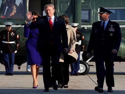 Tổng thống Trump mang 'đồ chơi' gì đến Việt Nam?