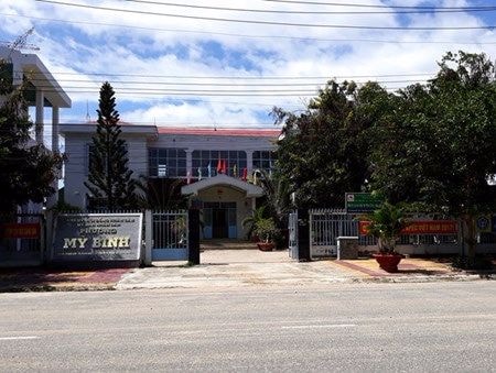 Ăn mừng nhà mới xa hoa, phô trương, Phó Bí thư phường mất chức