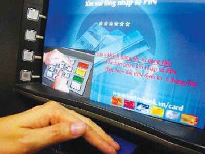 Tội phạm có thể giả cả tin nhắn của ngân hàng?