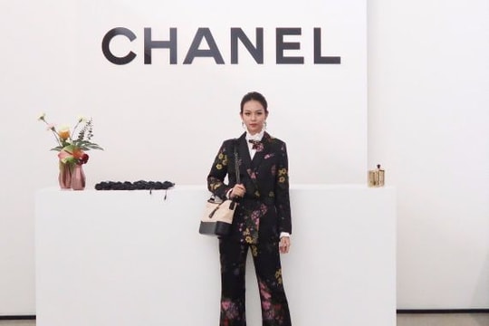 Quán quân của The Face Việt lọt vào mắt xanh của 'ông lớn' Chanel