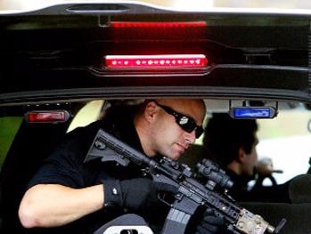 Đội siêu mật vụ trấn áp những kẻ tấn công tổng thống Mỹ