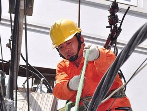 Tăng giá điện phải cân nhắc ở mức thấp nhất