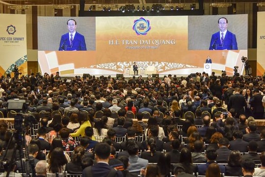 Tổng thống Philippines Duterte hôm nay phát biểu tại CEO Summit