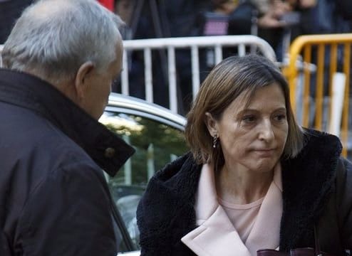 Cựu Chủ tịch Nghị viện Catalonia ra trình diện Tòa án Tối cao