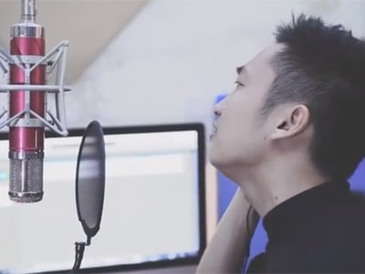 Chàng trai Nghệ An mashup 25 ca khúc Việt cảm động về cha mẹ