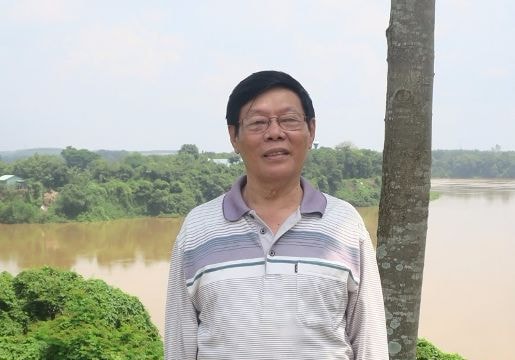 Nhà văn Lam Giang và những dòng ký ức lấp lánh