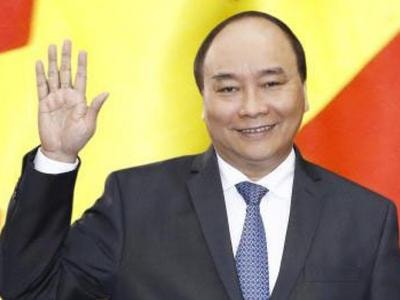 Thủ tướng Nguyễn Xuân Phúc lên đường dự Hội nghị ASEAN 31 tại Philippines