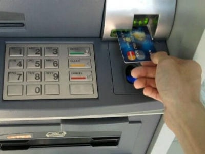 Thẻ tín dụng có thể không được rút quá 5 triệu đồng mỗi ngày