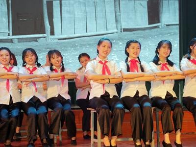 Nhiều cảm xúc trong đêm giao lưu 'Bài ca đi cùng năm tháng'