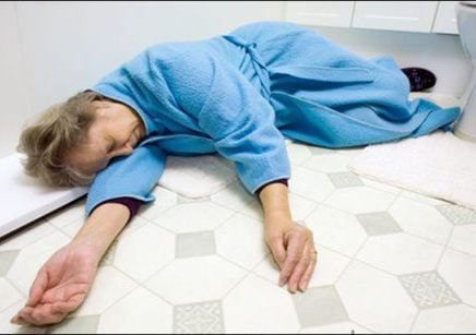 5 cách sơ cứu người tiểu đường bị đột quỵ tại nhà