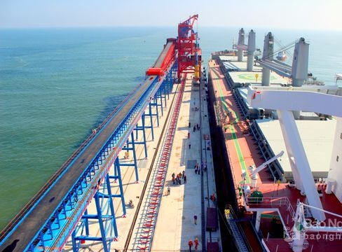 Hàng hóa qua các cảng ở Nghệ An gấp đôi năm trước