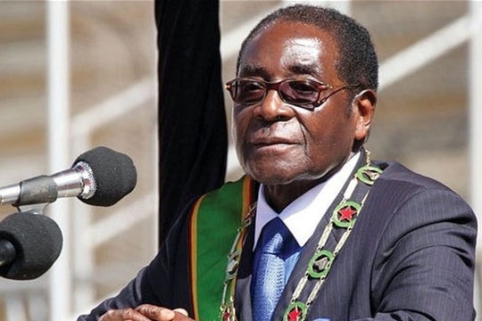 Chân dung Tổng thống Zimbabwe Robert Mugabe vừa bị lật đổ