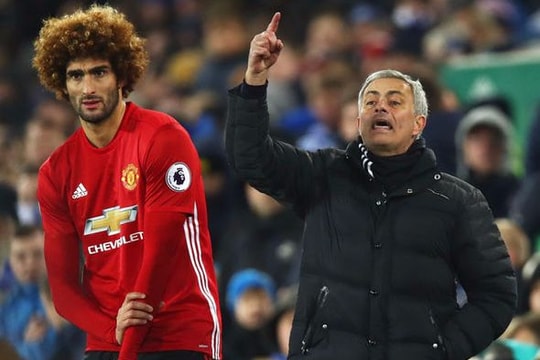 Fellaini làm căng MU, Ronaldo, Messi cùng... gây rối