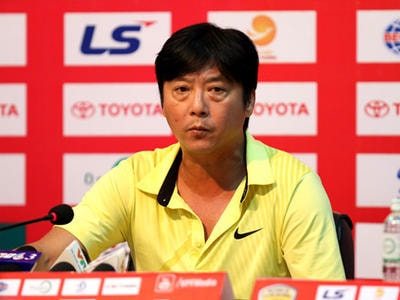 HLV Huỳnh Đức xác nhận chia tay, bóng đá Đà Nẵng sang trang mới