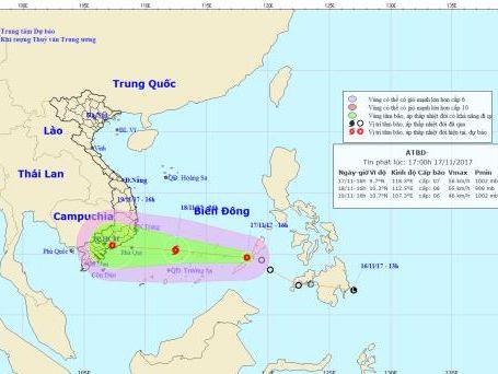 Áp thấp nhiệt đới đã vào Biển Đông, biển động mạnh