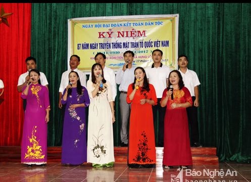 Xóm Tiến Lộc vui hội đoàn kết