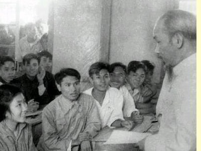 Những lời căn dặn của Bác Hồ đối với nhà giáo