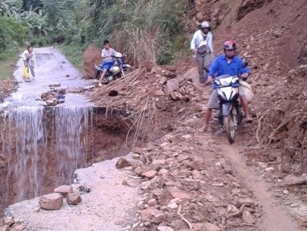 Cảnh báo: Miền Trung tiếp tục mưa to, nguy cơ cao xảy ra lũ quét và sạt lở đất