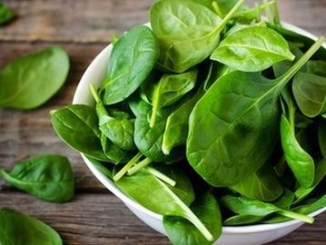 Thực đơn giảm cân với rau chân vịt không phải ai cũng biết