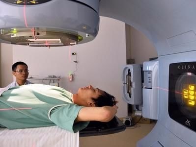 Bệnh viện K và Bệnh viện Vinmec hợp tác nghiên cứu chuyển giao kỹ thuật điều trị ung thư