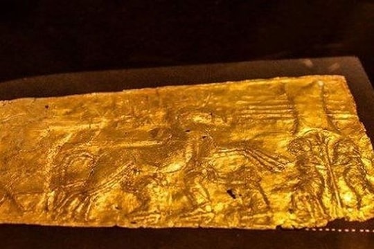 Tiết lộ 5.300 báu vật bằng vàng của Pharaoh Tutankhamun