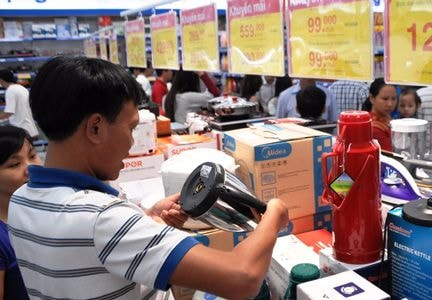 Siêu thị, cửa hàng mở chiến dịch 'bão đồng giá' ngày Black Friday