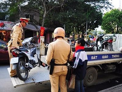 Công an huyện Nghi Lộc thông báo truy tìm chủ sở hữu phương tiện vi phạm hành chính