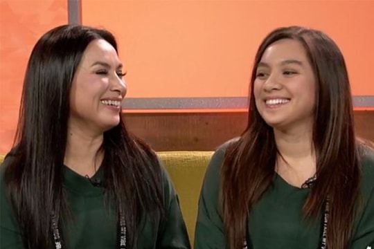 Phi Nhung rơi nước mắt kể chuyện làm mẹ đơn thân lúc 20 tuổi