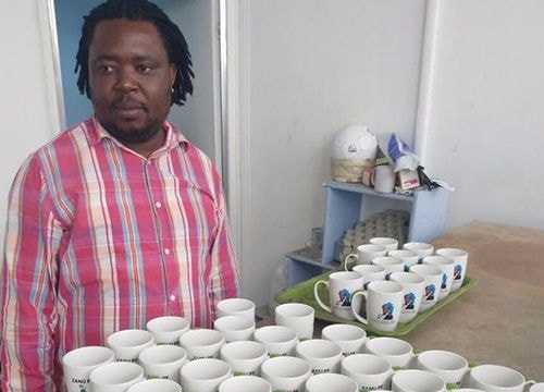 Người đàn ông ế hàng vì vợ của Mugabe không thành tổng thống