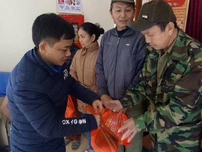 40 suất quà đến từ chương trình 'Mùa đông ấm'