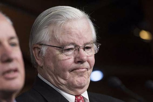 Nghị sĩ Mỹ lộ ảnh khỏa thân