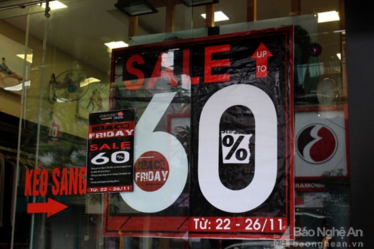 Khá ảm đạm thị trường ngày Black Friday 2017 tại phố Vinh