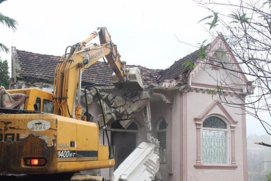 Cưỡng chế giải phóng mặt bằng đường nối sông Lam với QL 46