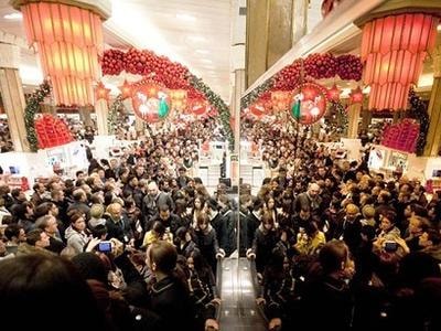 Bán hàng trực tuyến đạt doanh thu 5 tỷ USD trong ngày Black Friday