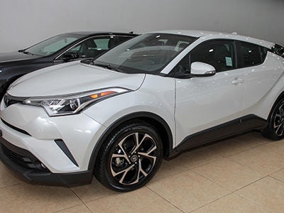 Toyota C-HR đầu tiên về Việt Nam