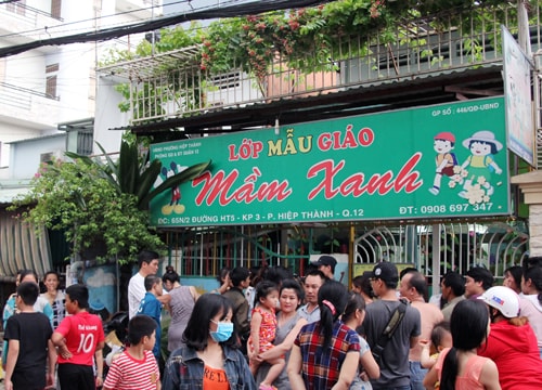 Bảo mẫu ở Sài Gòn dùng dao dọa, đánh đập nhiều trẻ