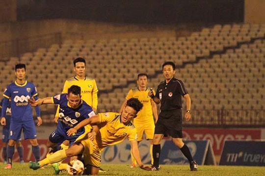 HLV Park Hang Seo gọi trung vệ SLNA lên đội U23 Việt Nam