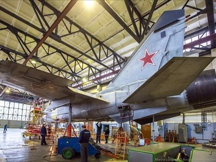 Tuyên bố cho nghỉ hưu nhưng Nga khôi phục cả trăm MiG-31