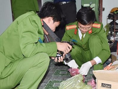 Bà nội sát hại bé gái 20 ngày tuổi, phi tang xác