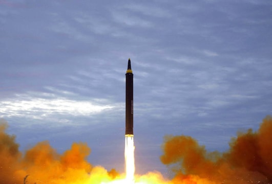 Triều Tiên phóng tên lửa liên lục địa tầm bắn xa nhất từ trước đến nay