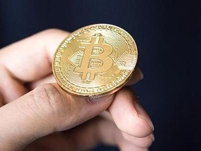 Hàng nghìn người 'sập bẫy' đa cấp tiền ảo