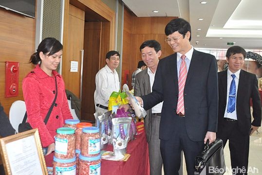 Kết nối cung cầu, hình thành chuỗi sản xuất hàng hóa kép kín