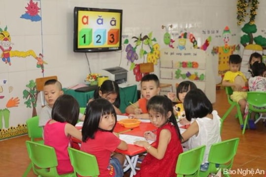 Đề xuất miễn đóng học phí ở cấp mầm non