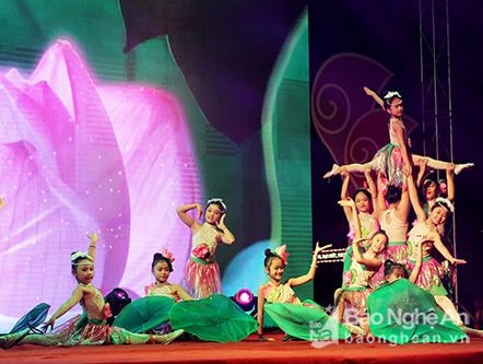 Đêm nhạc thiện nguyện quyên góp 4 tỷ đồng ủng hộ người khuyết tật