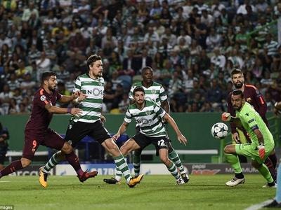 Barcelona - Sporting: Show diễn của 'kép phụ'