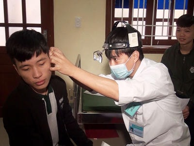 Các huyện Nghi Lộc, Nghĩa Đàn tổ chức khám tuyển quân năm 2018