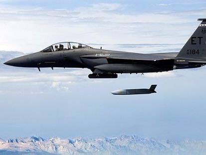 Nhật muốn sở hữu tên lửa đủ khả năng tấn công Triều Tiên