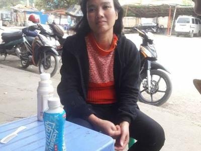 Cộng đồng mạng chia sẻ tìm người thân cho cô gái quê Nghệ An